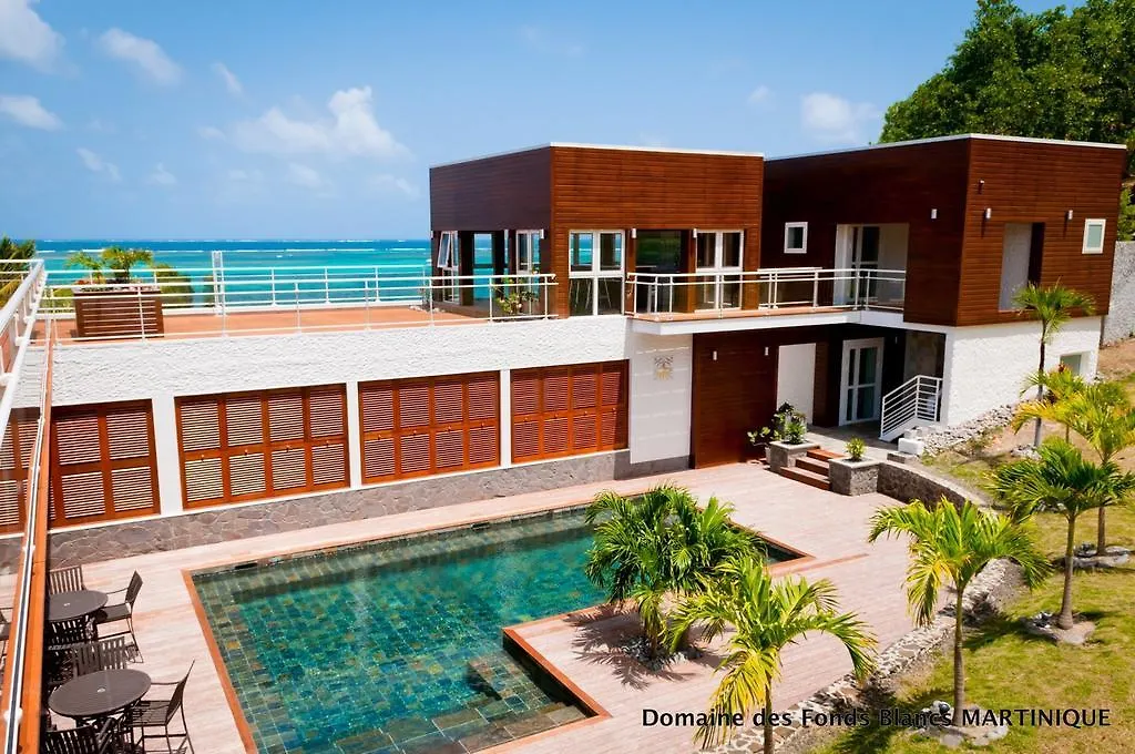 Le Domaine Des Fonds Blancs Villa Le Francois 0*,